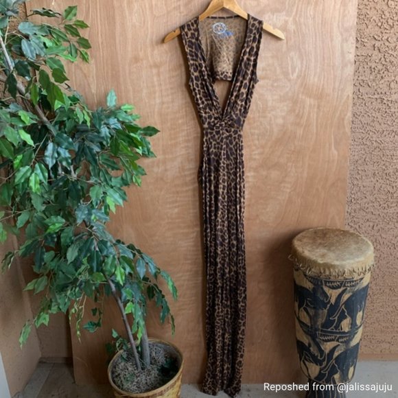 Blue life leopard cutout maxi dress - Picture 2 of 5